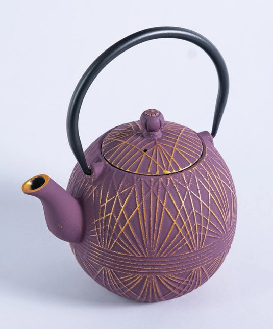 Purple Yarn Design Cast Iron Teapot – 28oz
